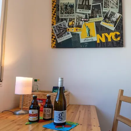 The Cycler Mosel Wifi, Netflix Apartment